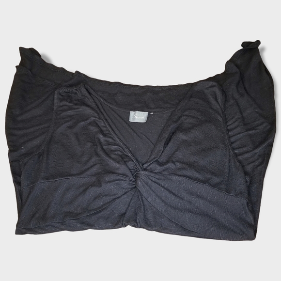 Strazzi Twist Front Tank with Sharkbite Hemline, Medium - Picture 2 of 3